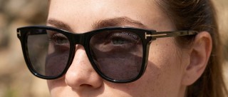 Tom Ford Sinatra FT1104 01A 53 Image générée